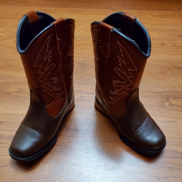 18-24 months boys outfit & boots (6T) - Picture 5 of 6